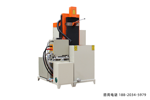 ���l���C-�C���D�������{��