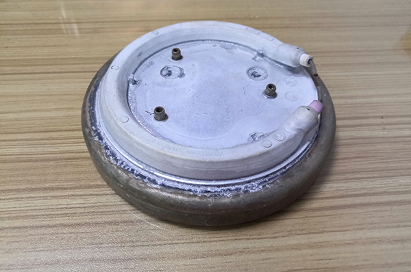 �����l���C���S-�͑��Qٝ�M��