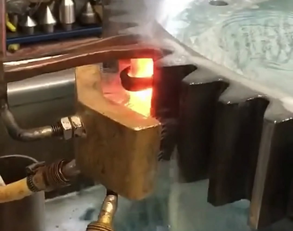 ���l����O����l������������ͺ͹���Ҏ����m��