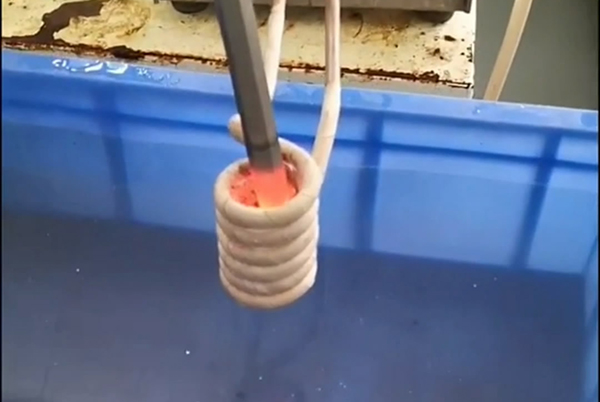 �ݽz���ݽz���ĵ����F���Ӵ���ø��l�ӟ�C