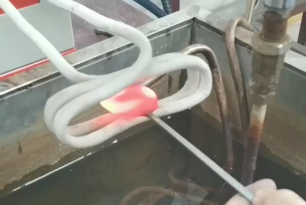 �{������������˻��̎���ó����l����O��