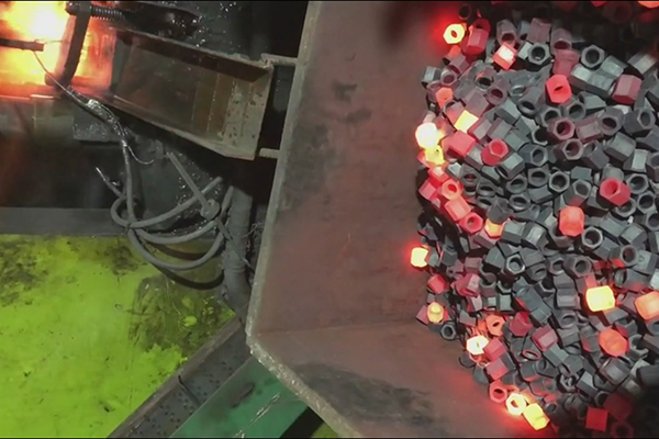 ��䓰�����ĸ���Ʒ���a�^�������l���t�����������P����