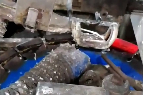 ���l���C���Ƭ�ϵĺϽ𺸽��^��