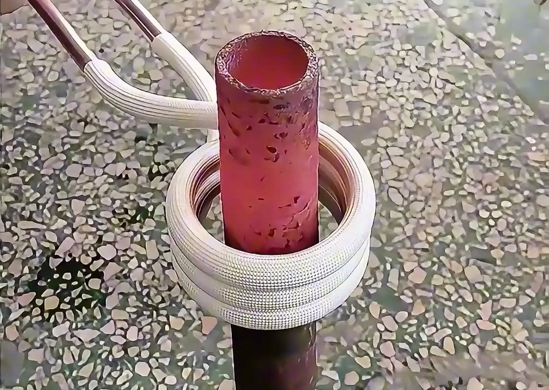 手持感應加熱設備能加熱鋼管！小直徑、短時間場景超適配，掌握 4 點輕松操作