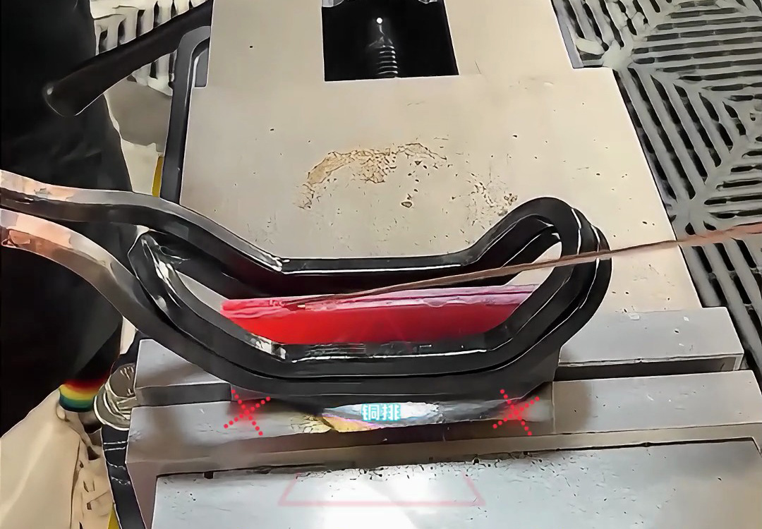 銅排焊接穩與安的核心密碼 海拓手持式高頻焊機現場實測