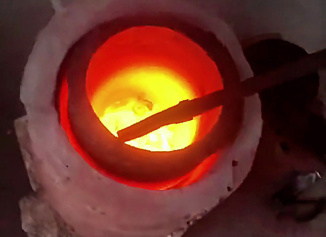 小批量熔煉神器！海拓簡易式中頻熔煉爐省心適配全場景