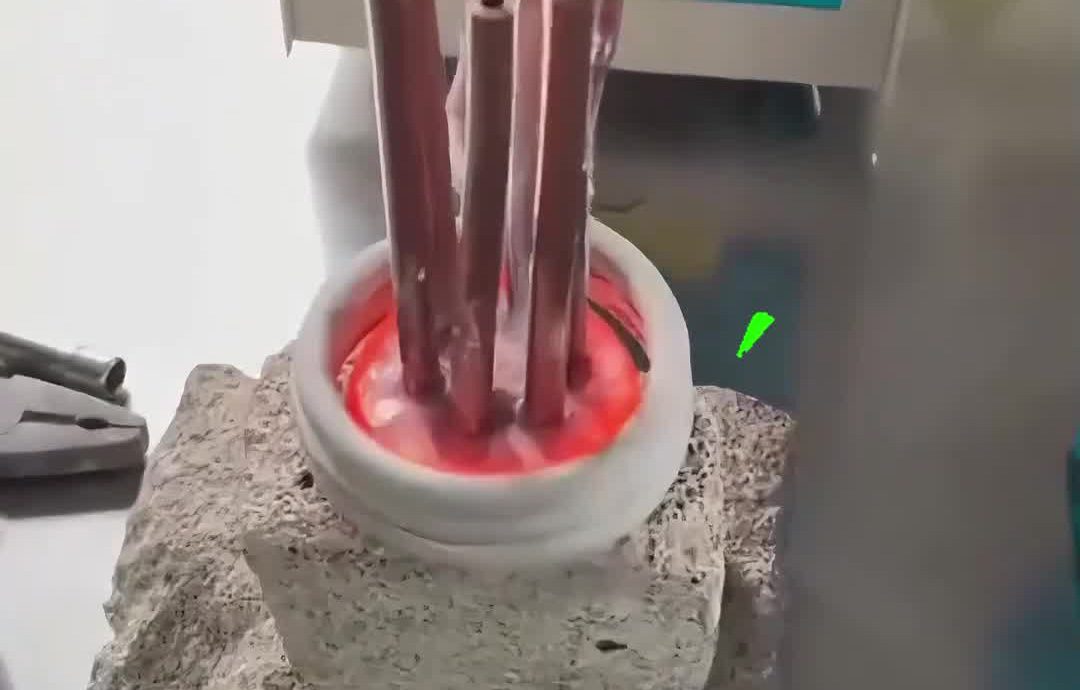 多銅管焊接告別人工逐根焊！海拓高頻焊接機效率開掛品質穩