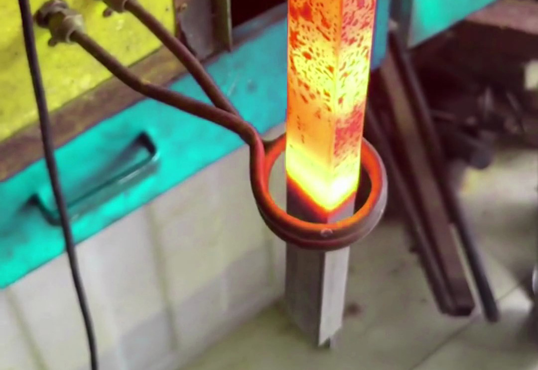 方管退火應力克星！高頻退火機高效消除內應力，性能更穩定