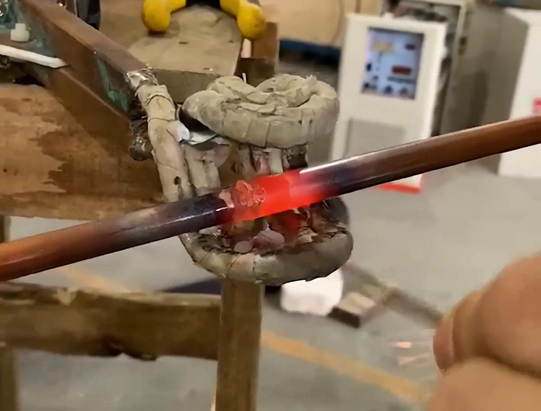 手持式高頻焊機，橫豎焊接銅管，方便操作