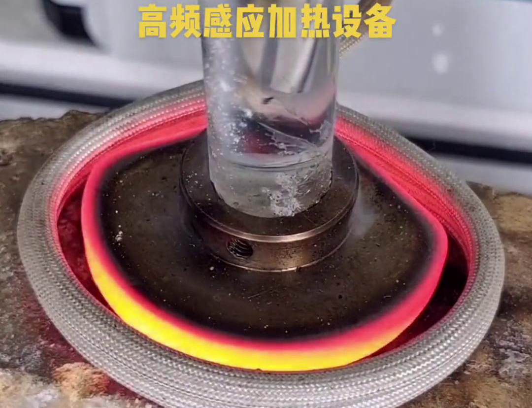 高頻焊機焊接因其高效、高質量、環保、操作簡便和適應性強等優點，被廣泛應用于各個行業