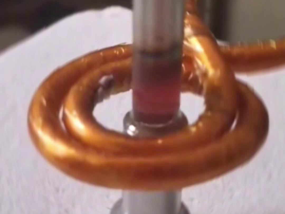 手持式高頻機焊接不銹鋼管具有高效、便捷、操作簡單