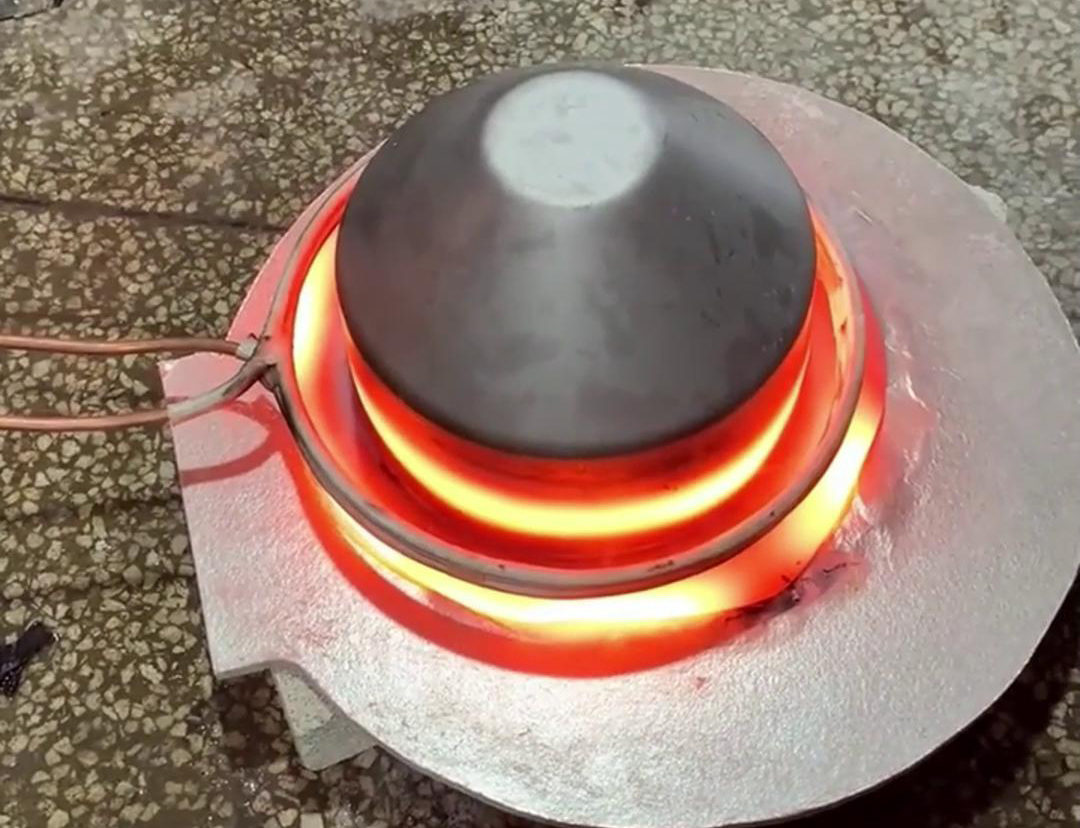 高頻退火機廣泛應用于不銹鋼、鋁合金、銅等金屬材料的退火處理