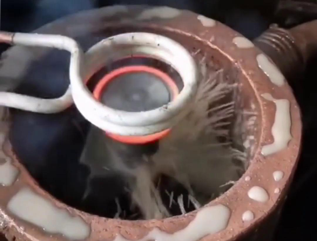 齒輪采用高頻淬火工藝具有硬度高、變形量小等顯著優勢