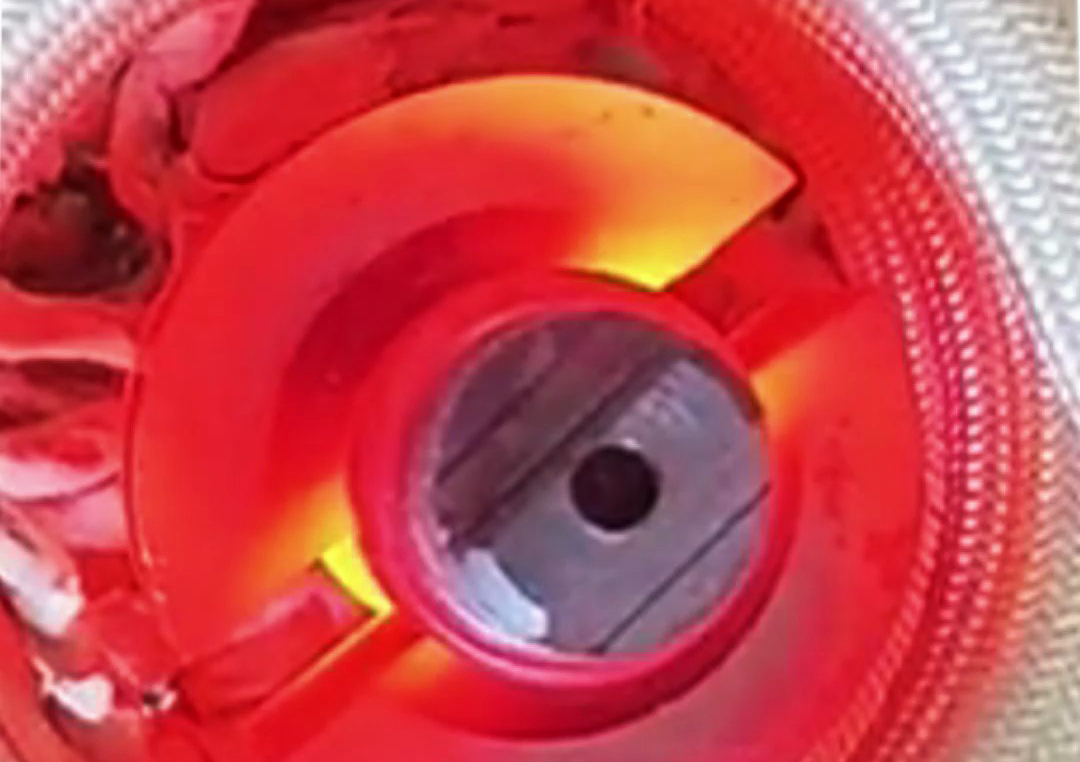 25KW功率高頻感應加熱設備可滿足小型金屬工件的快速加熱需求