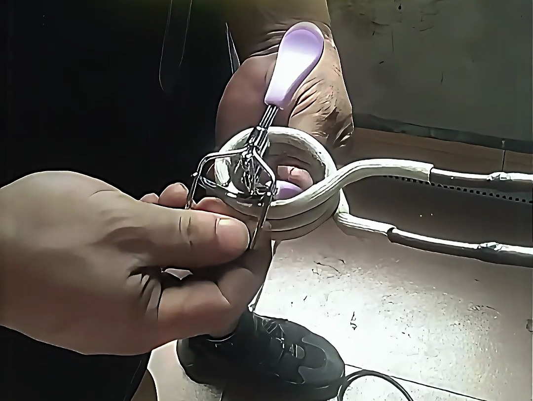 眉毛夾熱拔新方法，高頻加熱機讓你輕松搞定金屬塑料分離