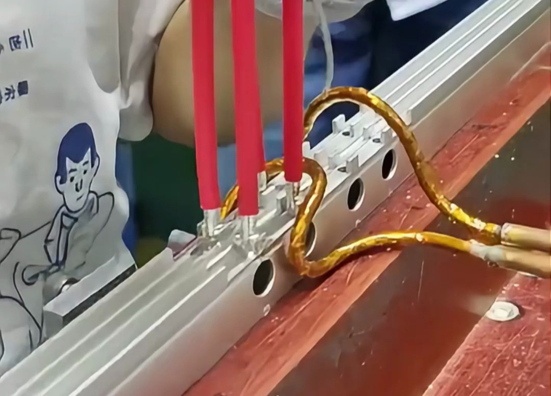 高頻焊機錫焊鋁材：快、準、穩！低能耗、高精度、易操作